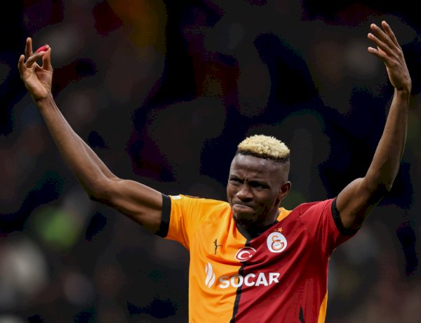 Osimhen rejects €40m offer to continue career in Europe