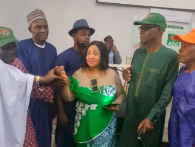 Benue North West District ADC Endorses Female Aspirant